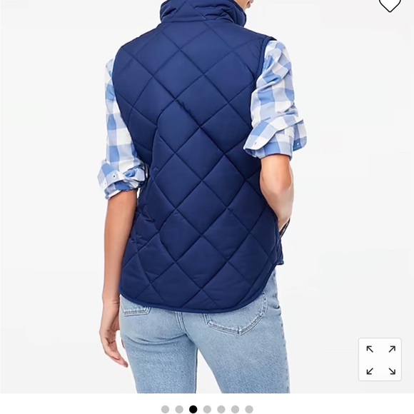 Jcrew navy puffer vest with snap pockets - Picture 7 of 7